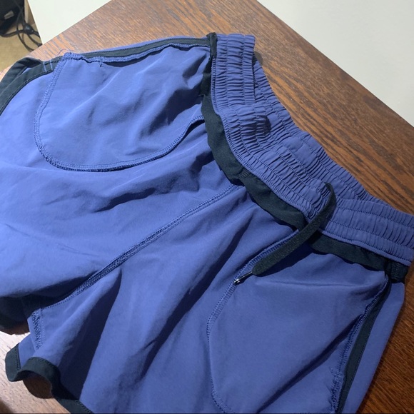 Under Armour Shorts - Picture 4 of 4